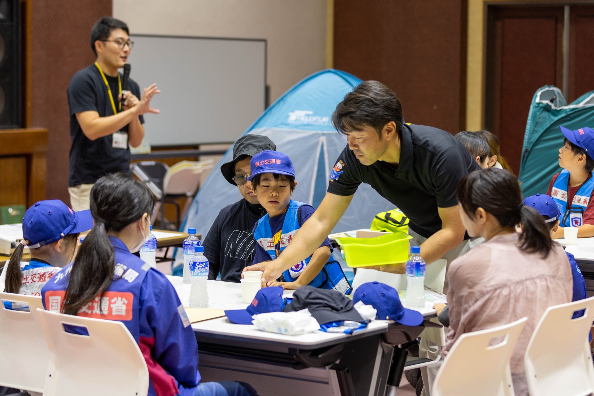親子で学ぶ防災ワークショップの様子